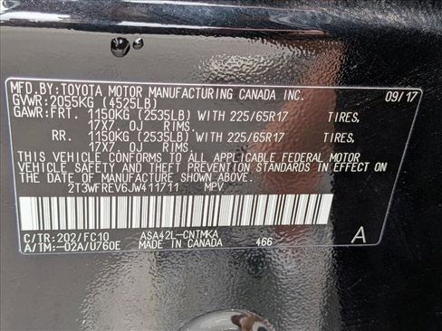 Used 2018 Toyota RAV4 XLE FWD image 18