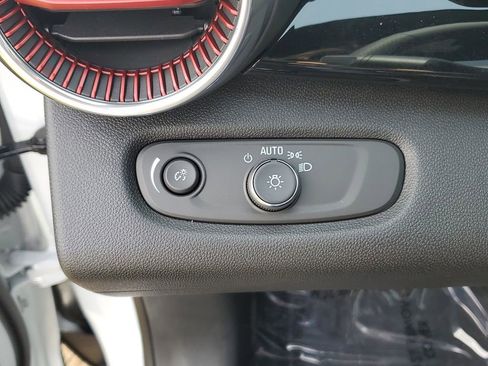 New 2026 Chevrolet Trax RS w/ Sunroof Package image 23