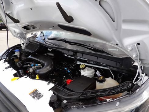 Used 2019 Ford Transit 250 138 image 32