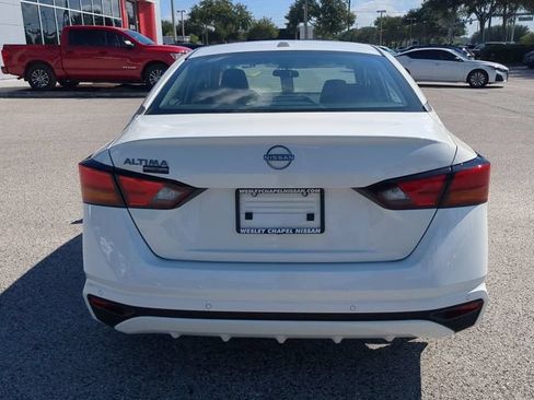 Certified 2025 Nissan Altima 2.5 S FWD image 6