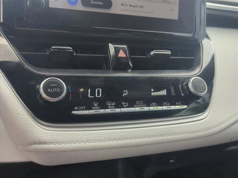 Certified 2024 Toyota Corolla SE FWD image 20