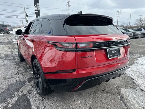 Used 2022 Land Rover Range Rover Velar R-Dynamic S image 11