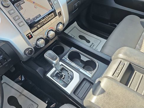 Used 2019 Toyota Tundra SR5 AWD/4WD image 30