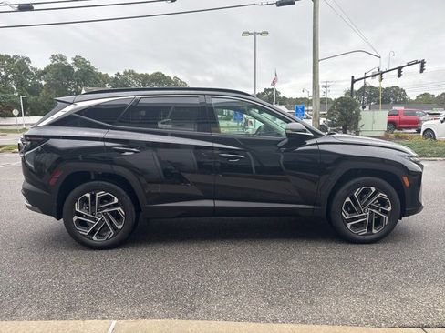 New 2025 Hyundai Tucson Limited image 5