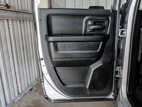 Used 2019 RAM 1500 Tradesman w/ Tradesman SXT Package RWD image 46