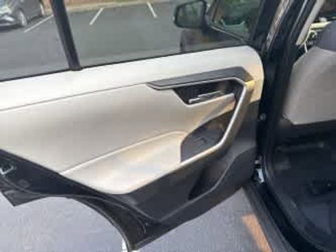 Used 2024 Toyota RAV4 XLE w/ Convenience Package AWD/4WD image 10