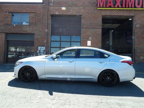 Used 2017 Genesis G80 3.8 w/ Option Group 03 image 2