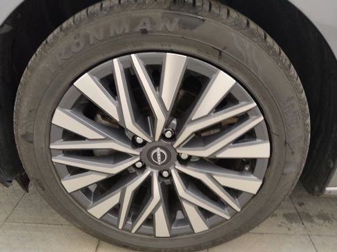 Used 2024 Nissan Altima 2.5 SV image 31