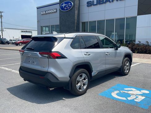 Used 2025 Toyota RAV4 LE AWD/4WD image 3
