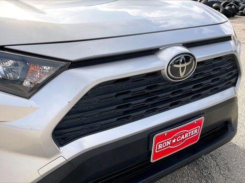 Used 2019 Toyota RAV4 LE image 33