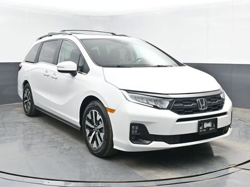 Used 2026 Honda Odyssey EX-L image 2