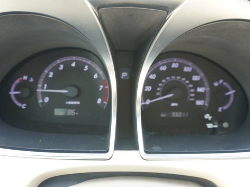 Used 2012 Toyota Avalon Limited FWD image 17