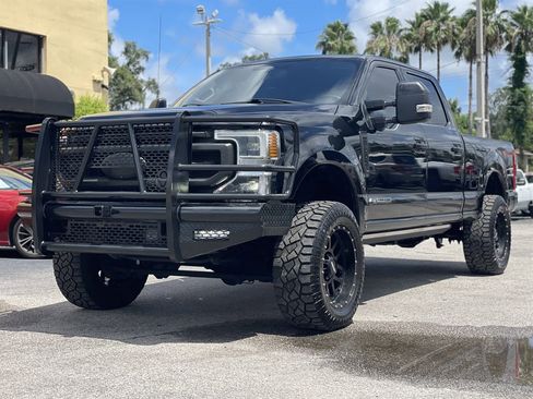 Used 2020 Ford F350 Platinum w/ FX4 Off-Road Package AWD/4WD image 14