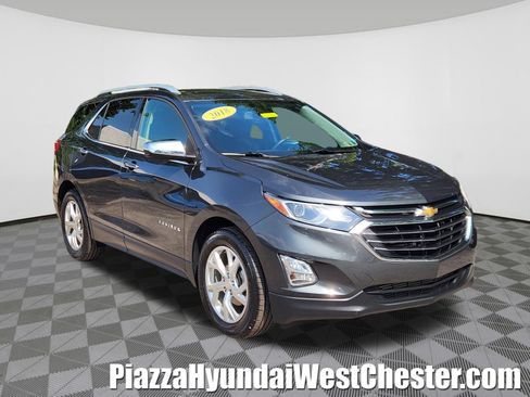 Used 2018 Chevrolet Equinox Premier FWD image 1