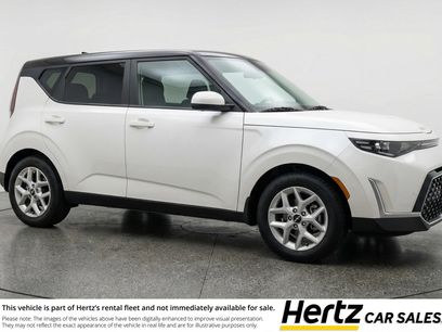 Used 2025 Kia Soul LX w/ LX Technology Package