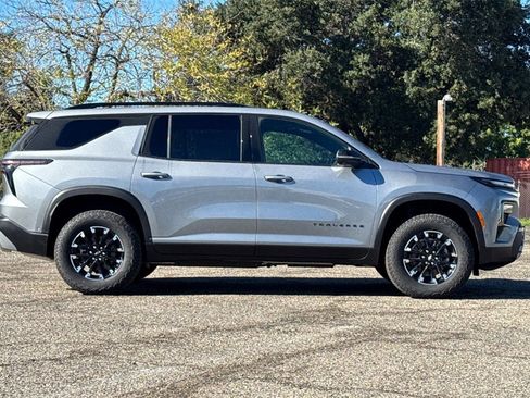 New 2026 Chevrolet Traverse Z71 image 3