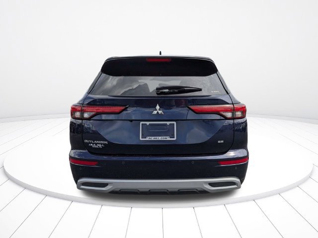 Used 2024 Mitsubishi Outlander SE AWD/4WD image 4