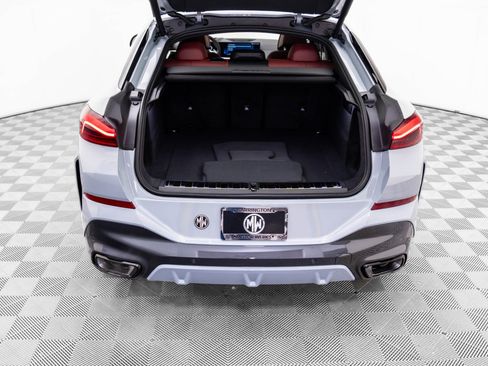 New 2026 BMW X6 xDrive40i w/ Executive Package image 32