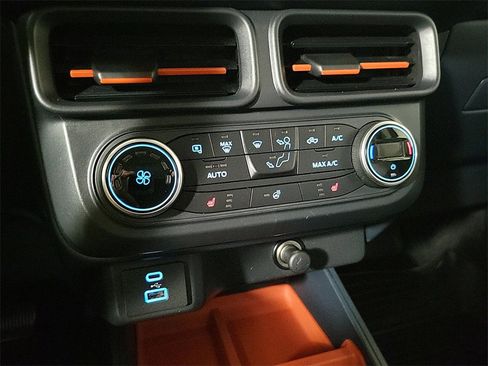 Used 2022 Ford Maverick XLT w/ Equipment Group 300A Standard image 17