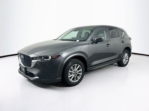 Used 2024 MAZDA CX-5 AWD 2.5 S w/ Preferred Package image 3