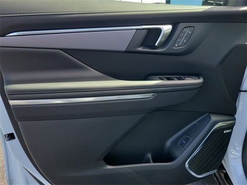 New 2026 Buick Enclave Sport Touring w/ Power Package image 14