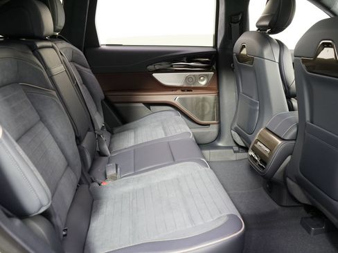 New 2026 Lincoln Nautilus Black Label AWD/4WD image 19