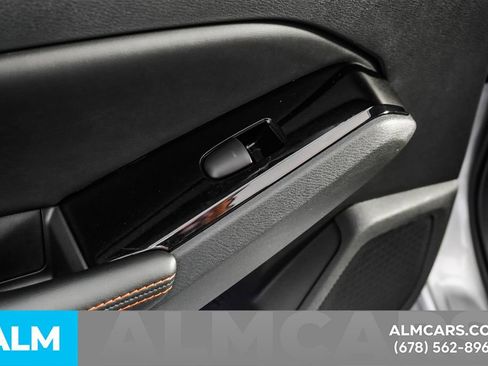 Used 2025 Nissan Altima 2.5 SR image 50