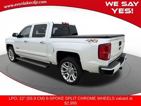 Used 2018 Chevrolet Silverado 1500 High Country image 3