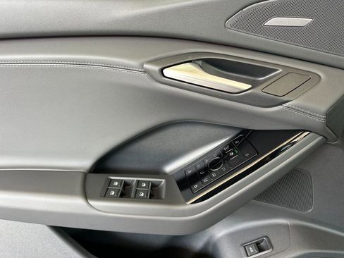 New 2027 Audi Q6 e-tron Premium Plus AWD/4WD image 10