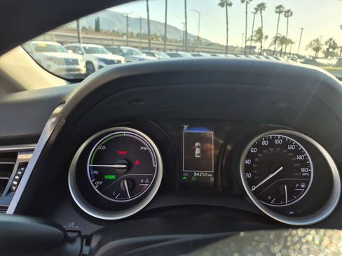 Used 2022 Toyota Camry LE FWD image 16