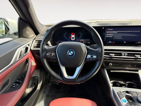 Used 2023 BMW i4 eDrive35 image 18