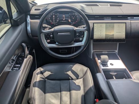 Used 2024 Land Rover Range Rover SE AWD/4WD image 14