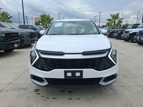 Used 2023 Kia Sportage EX FWD image 2