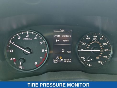 Certified 2025 Subaru Crosstrek 2.0i image 17