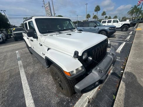 Used 2022 Jeep Gladiator Sport AWD/4WD image 21
