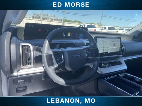 Certified 2025 Ford Expedition Active AWD/4WD image 34