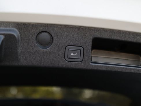 New 2026 Chevrolet Equinox LT w/ Convenience Package II image 30