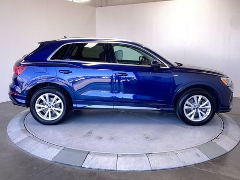 Used 2024 Audi Q3 2.0T Premium AWD/4WD image 6