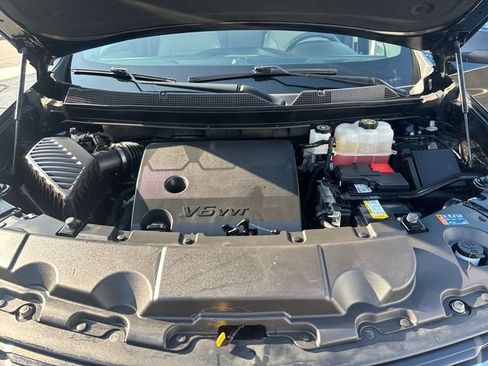 Used 2023 Chevrolet Traverse LS AWD/4WD image 20
