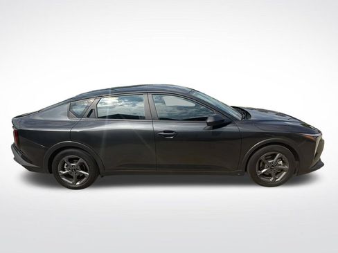 Used 2025 Kia K4 FWD image 3