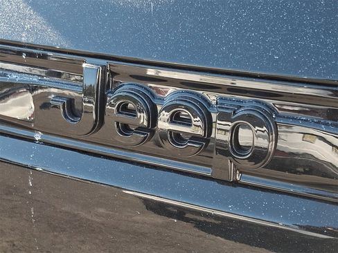 New 2026 Jeep Grand Cherokee Laredo image 12