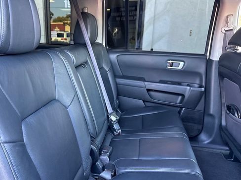 Used 2014 Honda Pilot Touring image 18