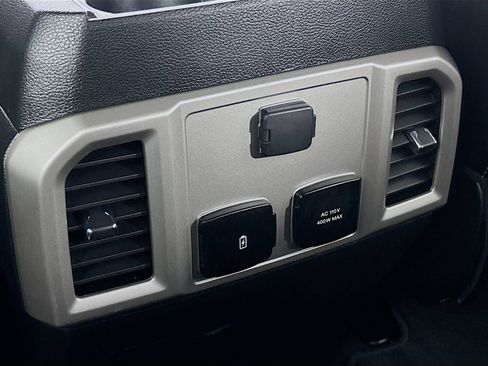 Certified 2021 Ford F250 Lariat w/ Chrome Package AWD/4WD image 25