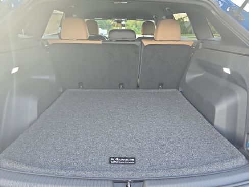 New 2025 Volkswagen Atlas Cross Sport SE image 12