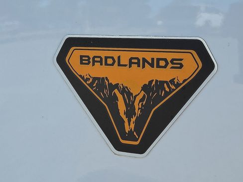Certified 2024 Ford Bronco Sport Badlands AWD/4WD image 9