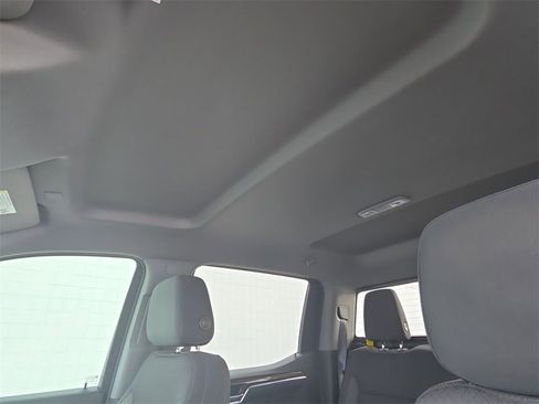 Used 2022 Chevrolet Silverado 1500 LT Trail Boss w/ Convenience Package II image 19