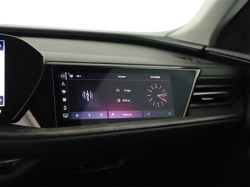 Certified 2025 Audi Q5 Prestige w/ 20" Wheel Package image 20