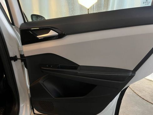 Certified 2025 Volkswagen Taos S image 26