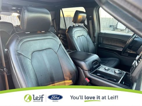 Used 2019 Ford Expedition Max Limited image 31