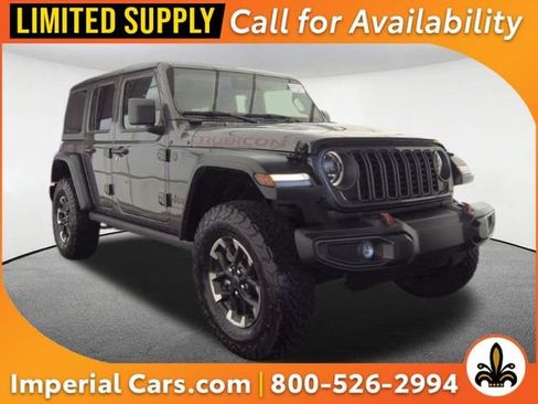 Used 2025 Jeep Wrangler Unlimited Rubicon w/ Convenience Group AWD/4WD image 1